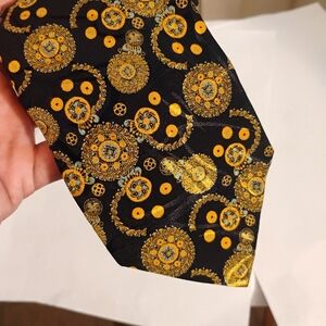 BRIONI Vtg Luxury Paisley Men's Silk Tie